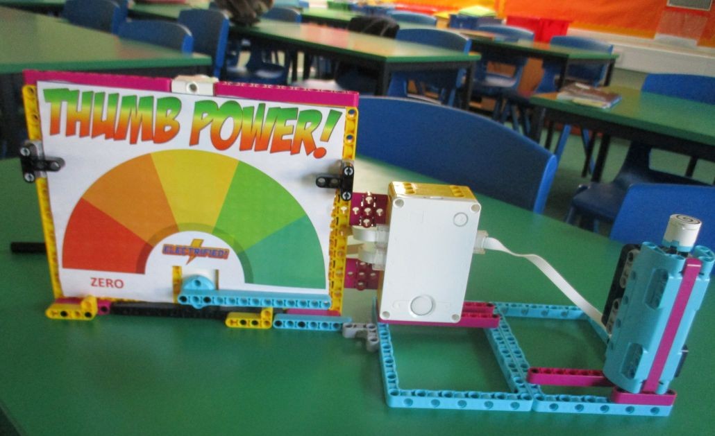 Example of a mechanical Lego kit purchased with funds from the CSES STEM Club Bursary